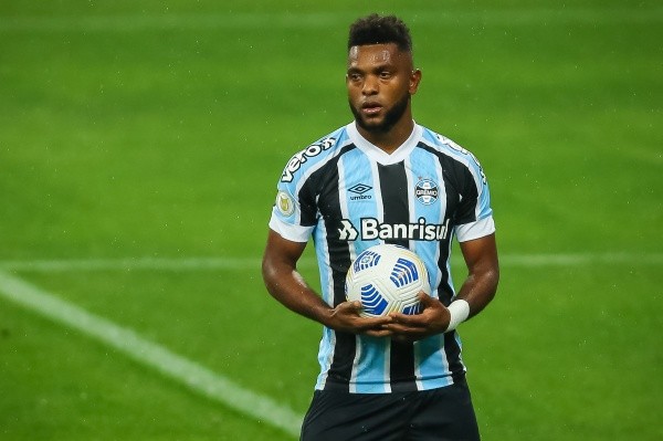 Foto: Pedro H. Tesch/AGIF - Borja: Um dos ausentes contra o Flu