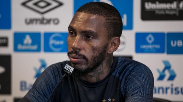 RS - Porto Alegre - 03/08/2018 - Treino do Gremio e coletivas de imprensa- o jogador Paulo Miranda durante coletiva Foto: Liamara Polli/AGIF