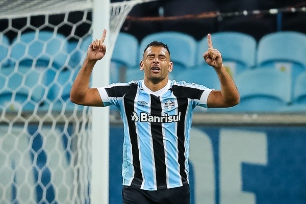 Foto: Pedro H. Tesch/AGIF - Foi o autor do gol que deu a vitória ao Grêmio