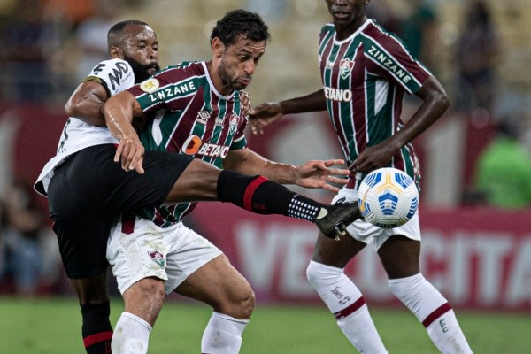 Foto: Jorge Rodrigues/AGIF – Fred em ação pelo Fluminense