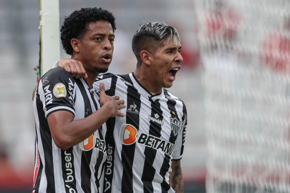 Keno foi o autor da assistência para gol de Zaracho contra o Furacão Keno foi o autor da assistência para gol de Zaracho contra o Furacão