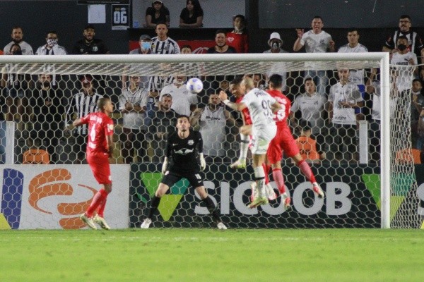 Foto: Fernanda Luz/AGIF - A punição pode ir de um até dez jogos