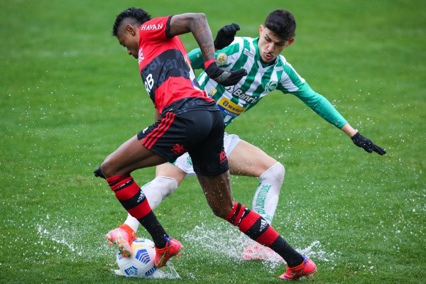 Foto:Pedro H. Tesch/AGIF | Guilherme Castilho tem data para retornar ao Atlético-MG
