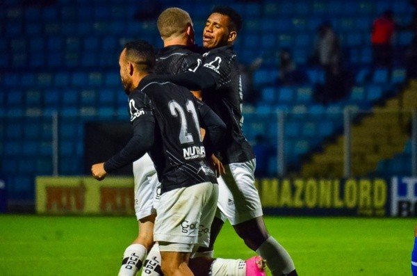 Léo Naldi está na mira do Vasco - Foto: R.Pierre/AGIF