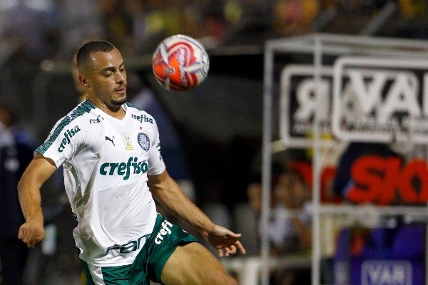 Foto: Thiago Calil/AGIF – Arthur está se destacando no Basel, da Suíça