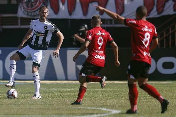 Carli exaltou título do Botafogo