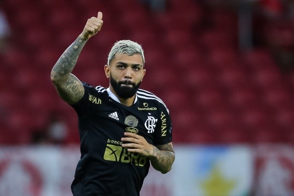 Foto: Pedro H. Tesch/AGIF/ Gabigol em campo pelo Flamengo. 