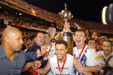 São Paulo bateu o Athletico Paranaense por 4 a 0 (Foto: Twitter oficial do São Paulo)