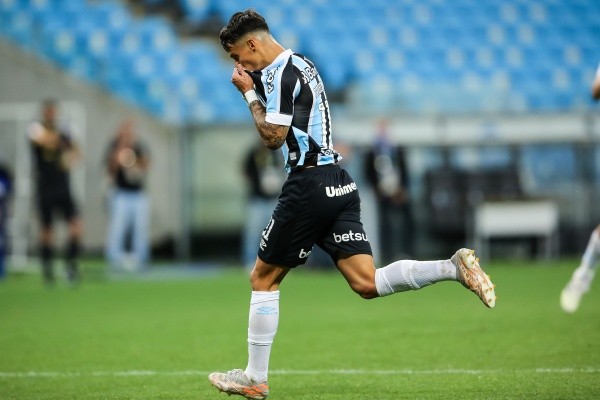 Ferreira foi o herói do Grêmio no empate Ferreira foi o herói do Grêmio no empate