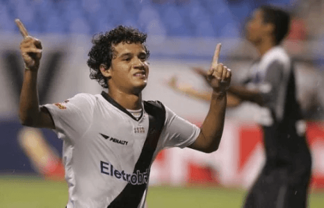 Coutinho foi revelado nas categorias de base do Vasco (Foto: Vasco da Gama)