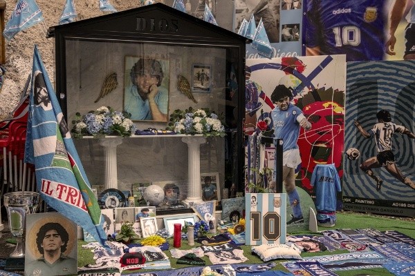 Foto: Getty Images - Mural de Maradona em Nápoles.