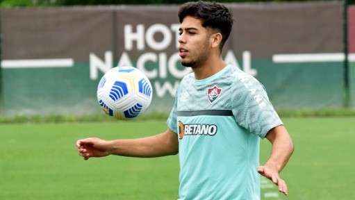 Foto: FOTO DE MAILSON SANTANA/FLUMINENSE FC – Nonato disputa uma vaga no time e tem com Calegari