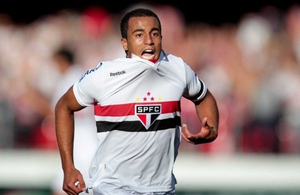 Lucas Moura levantou o último título sul-americano do São Paulo (Foto: São Paulo FC)