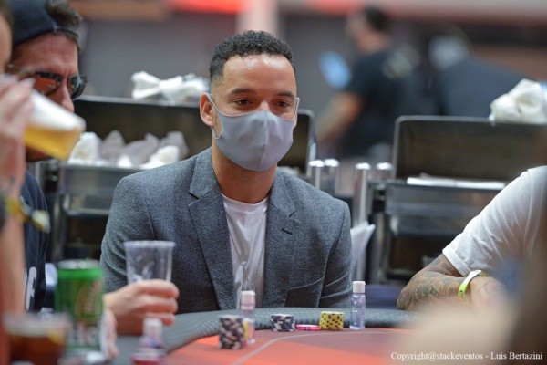 Lulinha, ex-jogador do Corinthians esteve no BSOP (Foto: Luis Bertazini)