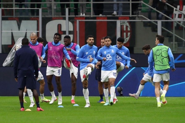 Foto: Marco Luzzani/Getty Images/ Porto treinando entes de um jogo da Champions League. 