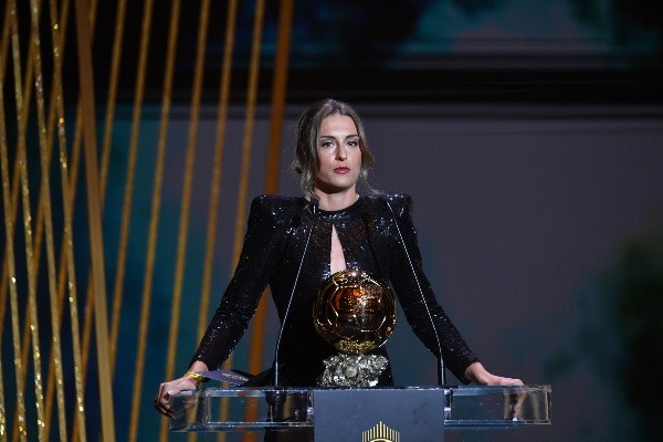  Foto: Aurelien Meunier/Getty Images | Putellas dedicou o prêmio a seu falecido pai