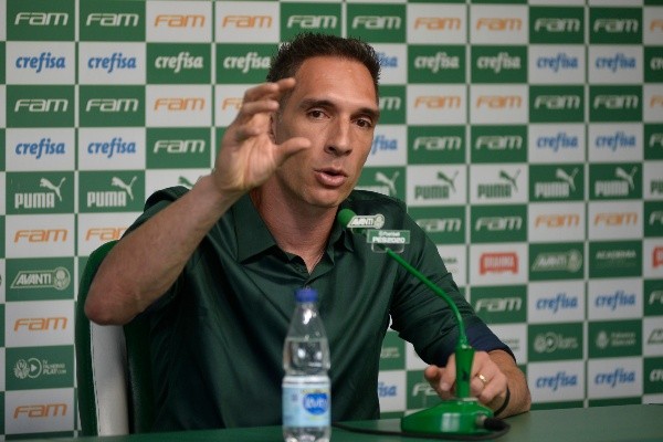 Fernando Prass chegou a ser dirigente no Palmeiras (Foto: Bruno Ulivieri/AGIF)