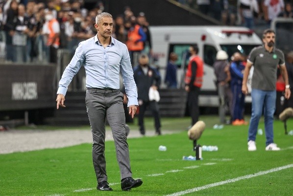 Foto: Marcello Zambrana/AGIF - Técnico está sendo bastante criticado pela torcida