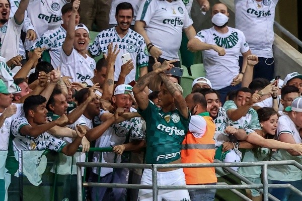 Foto: Marcello Zambrana/AGIF/ Deyverson comemorando gol do Palmeiras. Foto: Marcello Zambrana/AGIF/ Deyverson comemorando gol do Palmeiras.