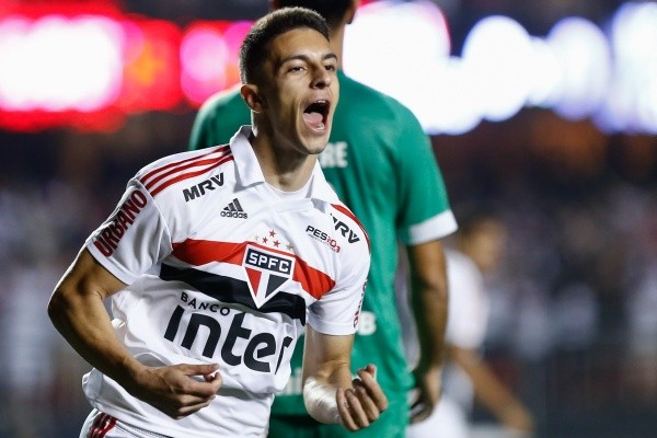 Foto:Marcello Zambrana/AGIF – Shaylon rescindiu com São Paulo e está livre no mercado