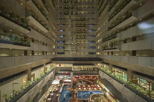 O interior do hotel Maksoud Plaza - Foto: Hoteis.com