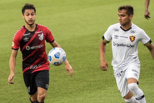 Foto: Robson Mafra/AGIF