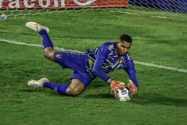 Foto: (Paulo Paiva/AGIF) - Mailson, do Sport, entrou na mira do Fluminense para a temporada 2022
