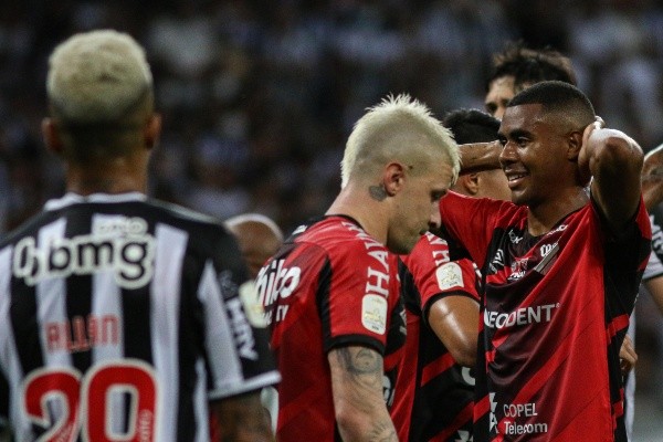 Foto: (Fernando Moreno/AGIF) - O Athletico precisa de um 'milagre' para ser campeão da Copa do Brasil 2021