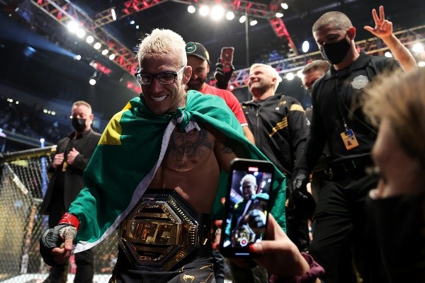 Foto: Carmen Mandato / Getty Images | Charles Do Bronx é o maior finalizador de todos os tempos do UFC
