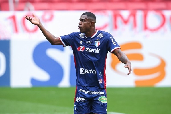 Foto: Pedro H. Tesch/AGIF | Permanência de Marcelo Benevenuto é discutida no Fortaleza