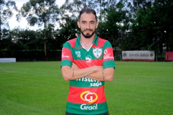 Eduardo Diniz foi anunciado pela Portuguesa nesta segunda-feira (13) (Foto: Dorival Rosa/Portuguesa)