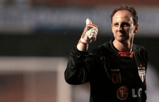 Rogério Ceni é o maior goleiro artilheiro da história do futebol com 131 gols (Foto: Rubens Chiri/São Paulo FC)