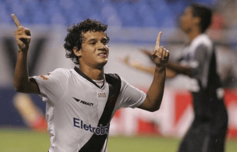 Coutinho foi revelado no Vasco (Foto: Vasco da Gama)