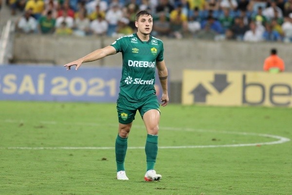 Cuiabá tenta a permanência de Camilo (Foto: AssCom Dourado)