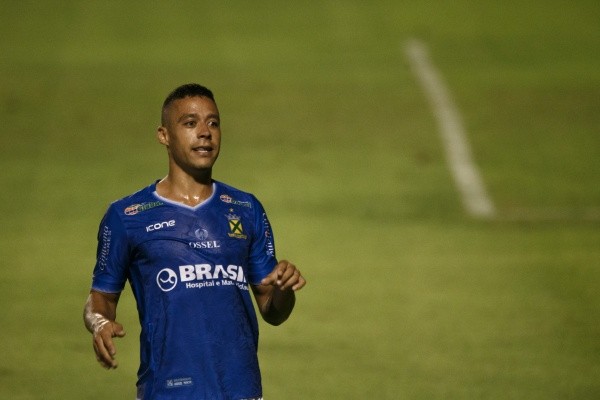 Foto: (Ettore Chiereguini/AGIF) - Minho durante sua passagem pelo Santo André, na disputa do Paulistão 2021 Foto: (Ettore Chiereguini/AGIF) - Minho durante sua passagem pelo Santo André, na disputa do Paulistão 2021