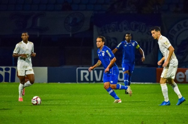 Foto:R.Pierre/AGIF – No fim de 2021, Jadson defendeu o Avaí, que garantiu o acesso à Série A