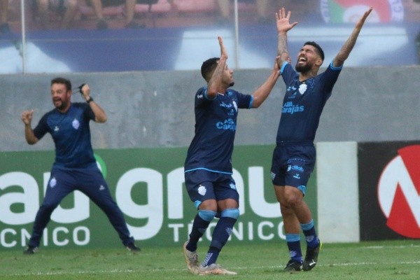 Yuri sempre foi torcedor do Vasco (Foto: Fernando Moreno/AGIF)