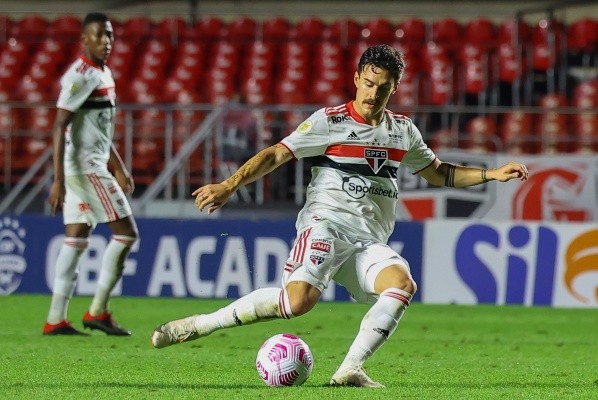 Gabriel Neves chegou no meio da temporada no São Paulo (Foto: Marcello Zambrana/AGIF) Gabriel Neves chegou no meio da temporada no São Paulo (Foto: Marcello Zambrana/AGIF)