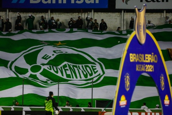Luiz Erbes/AGIF/ Torcida do Juventude no Brasileirão.