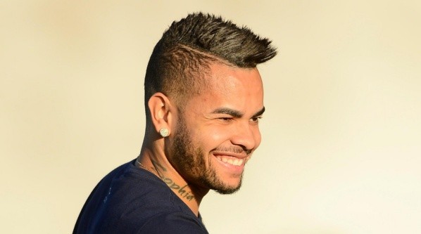 Dentinho quis retornar para o Corinthians (Foto: Mauro Horita/AGIF)