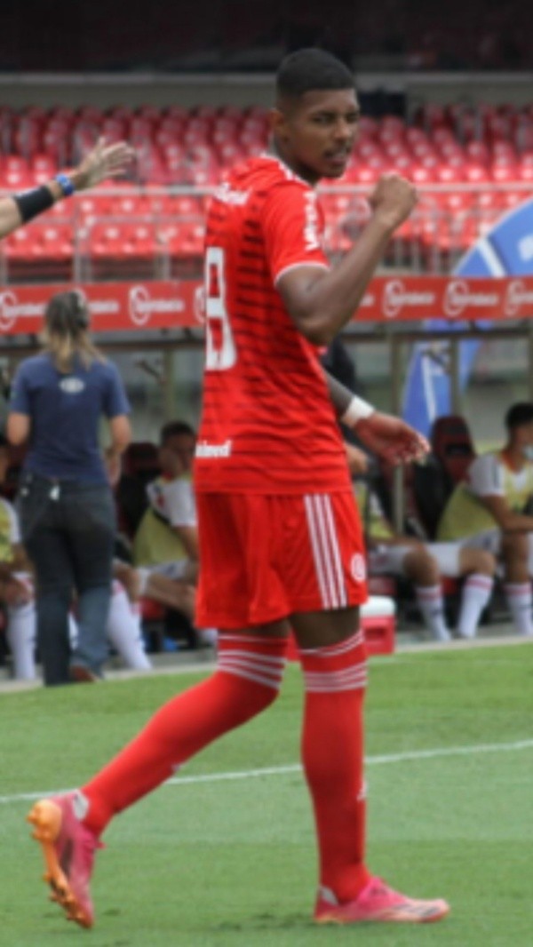 Foto: Site Oficial SC Internacional/Divulgação | Matheus Dias tem contrato apenas até janeiro de 2022