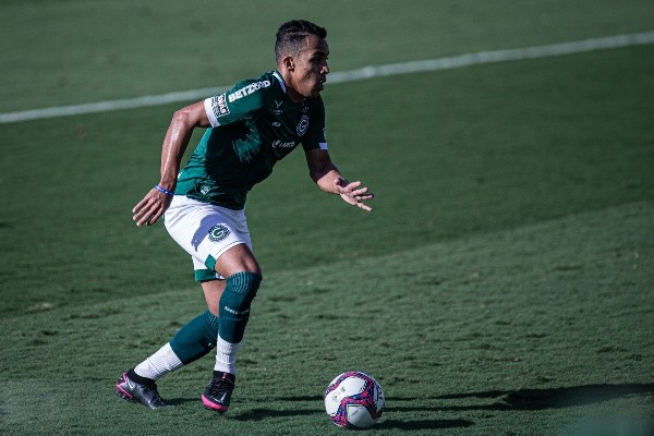 Foto: Heber Gomes/AGIF | Breno atuou em 20 partidas pelo Goiás em 2021 Foto: Heber Gomes/AGIF | Breno atuou em 20 partidas pelo Goiás em 2021