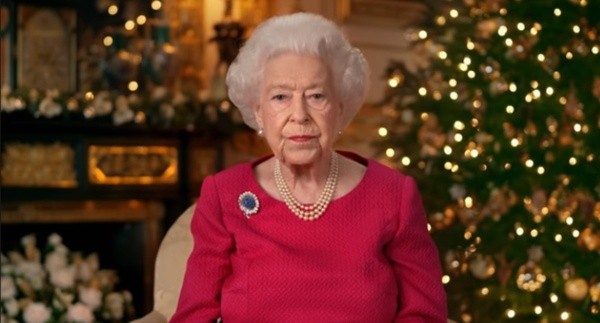 Rainha Elizabeth se mostrou solidária ao falar da tragédia no Rio - Foto: Getty Images Rainha Elizabeth se mostrou solidária ao falar da tragédia no Rio - Foto: Getty Images