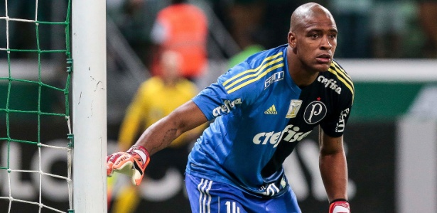 Jailson foi titular na campanha do Campeonato Brasileiro de 2016 (Foto: Ale Cabral/AGIF)