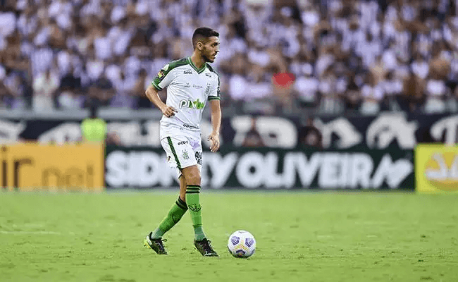 Lucas Kal foi titular do América-MG em 2021 (Foto: Mourão Panda/América)