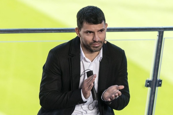 Adria Puig/Anadolu Agency via Getty Images/ Aguero anunciou a sua aposentadoria após problemas cardíacos. Adria Puig/Anadolu Agency via Getty Images/ Aguero anunciou a sua aposentadoria após problemas cardíacos.
