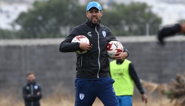  Divulgação/Pachuca/ Cruzeiro espera Paulo Pezzolano em Belo Horizonte na terça-feira, dia da reapresentação do elenco