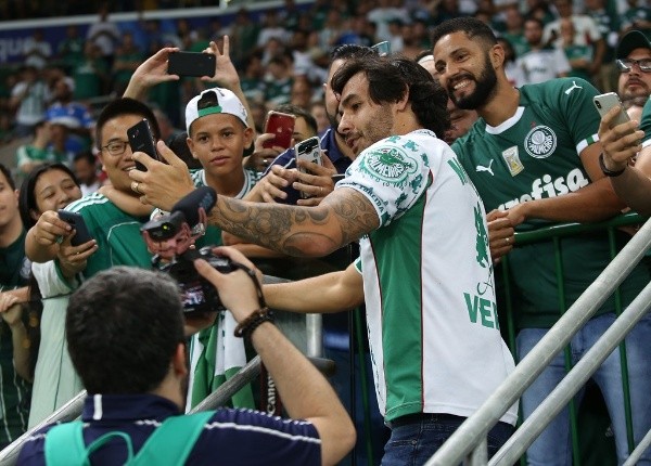Foto: Flickr Oficial SEP -Dois anos após defender o rival Palmeiras, Goulart pode vestir o manto do Santos nesta temporada