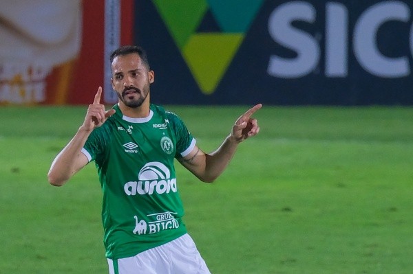 Foto: (Marcello Zambrana/AGIF) - Anselmo Ramon foi o vice-artilheiro da Chapecoense no Campeonato Brasileiro 2021 com quatro gols