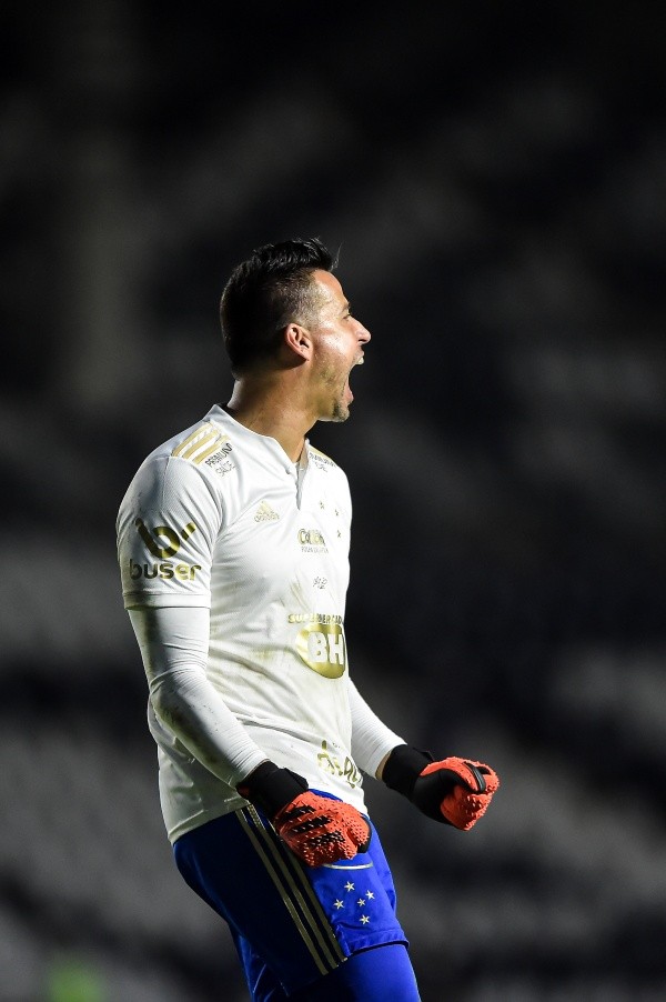 Foto:Thiago Ribeiro/AGIF | Torcida faz protesto pela volta de Fábio